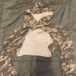 camo crop top hoodie
